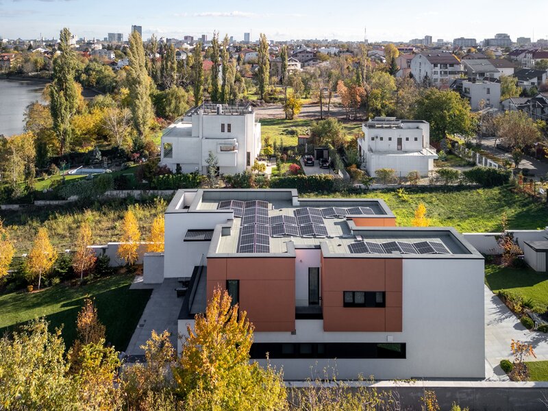 Smart-Home nZEB spectaculoasa Bucuresti Sector 1 cu deschidere lac -teren 2000mp